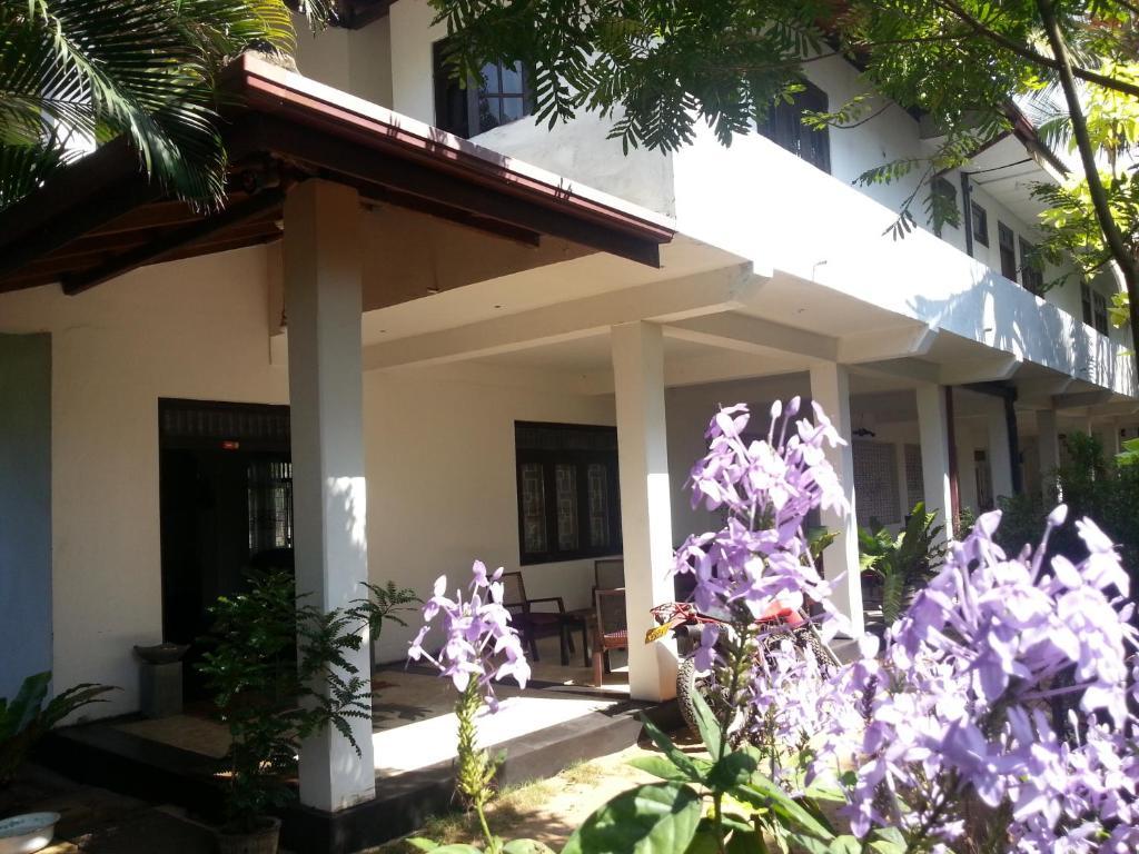 Sea Front Hikkaduwa Exterior foto