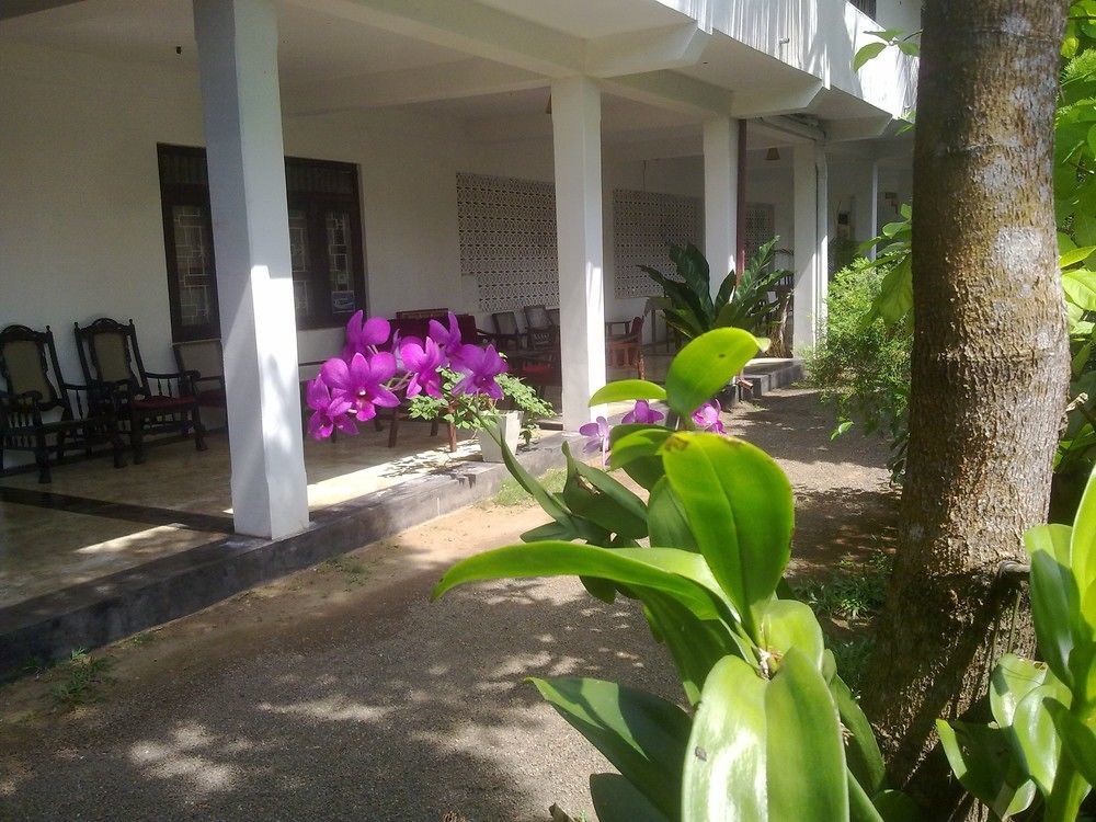 Sea Front Hikkaduwa Exterior foto