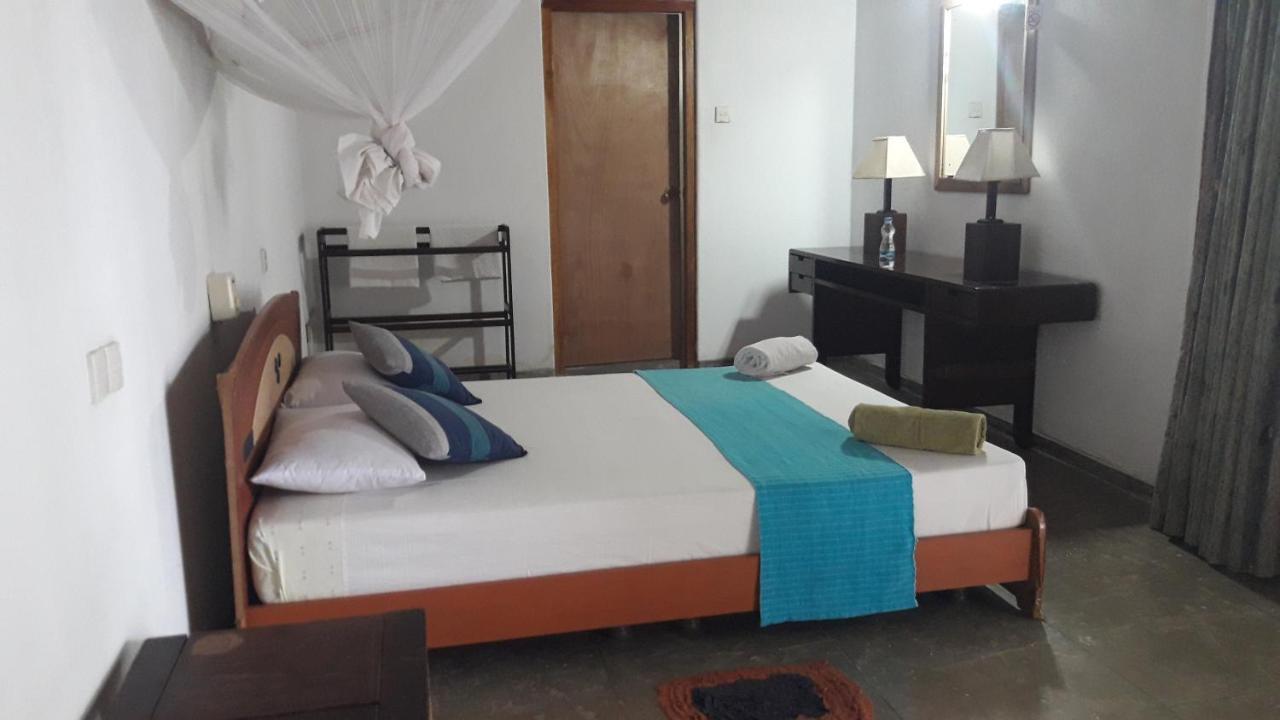 Sea Front Hikkaduwa Exterior foto