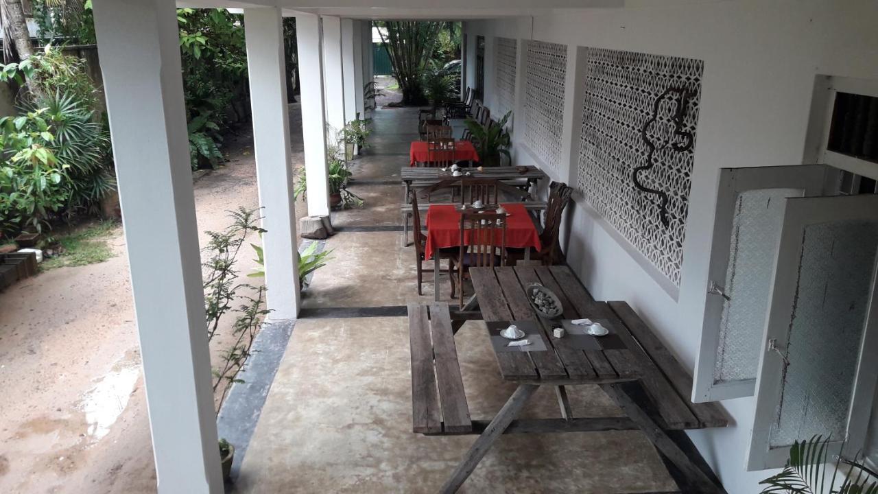 Sea Front Hikkaduwa Exterior foto